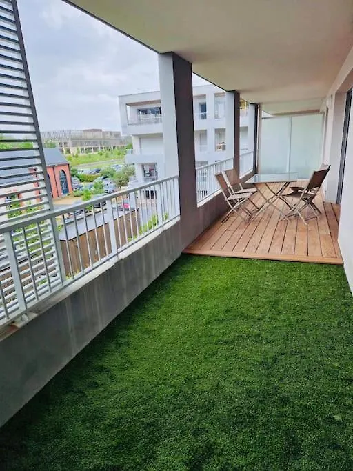 Calme Avec Beau Balcon & Parking A La Courrouze, Proche Centre Apartment Rennes 0*,